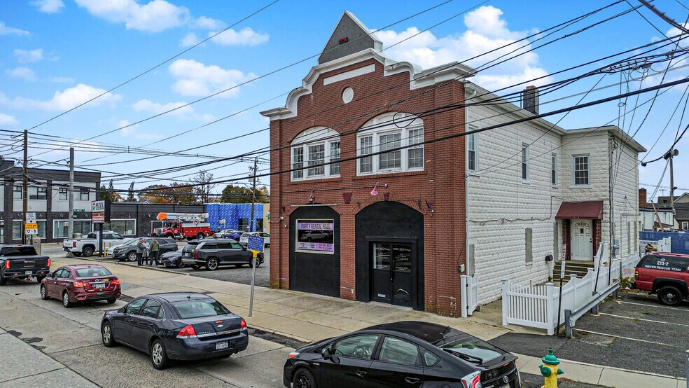 More Photos Of , Freeport General Retail For Sale