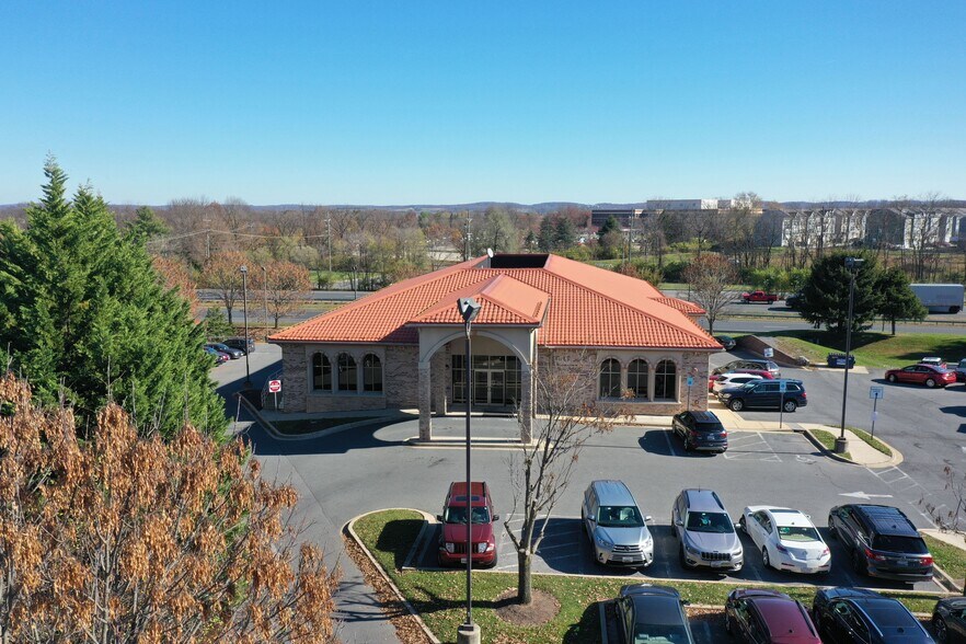 More Photos Of 46B Thomas Johnson Dr, Frederick Medical For Lease