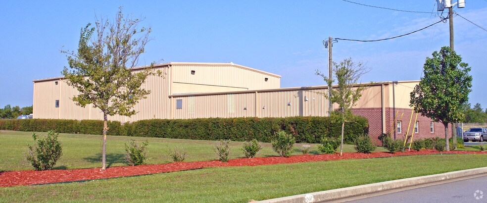 More Photos Of 166 Pontiac Business Center Dr, Columbia Warehouse For Sale