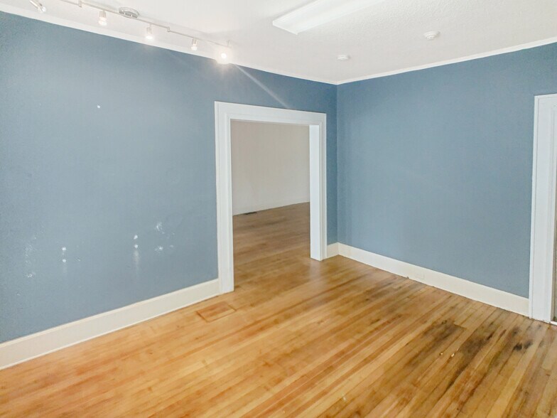 More Photos Of 2415 13th St, Tuscaloosa Office For Lease