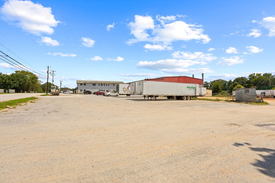 More Photos Of 1705 - 1709 Old Georgia Hwy, Gaffney Warehouse For Sale