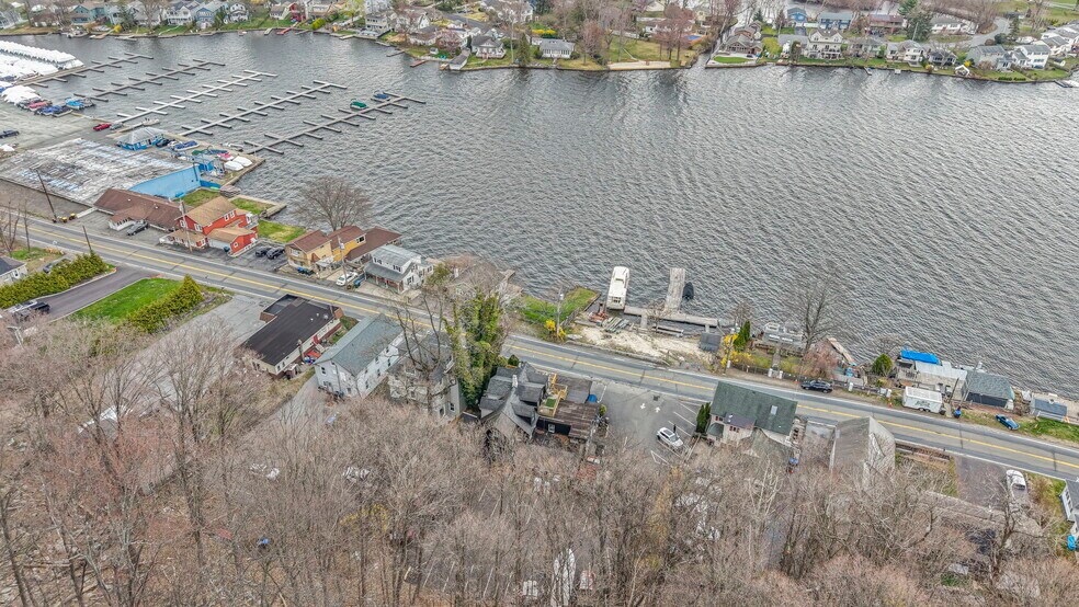 More Photos Of 649 Jersey Ave, Greenwood Lake Apartments For Sale