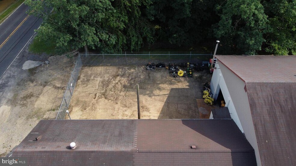 More Photos Of 5373 Chestnut Ave, Vineland Auto Repair For Sale