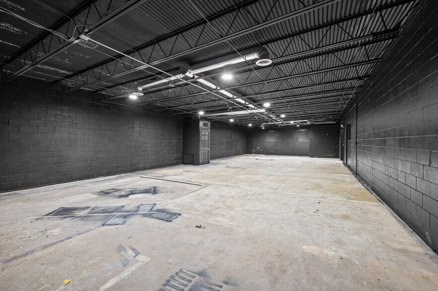 More Photos Of 14629 E Wade Hampton Blvd, Greer Freestanding For Sale