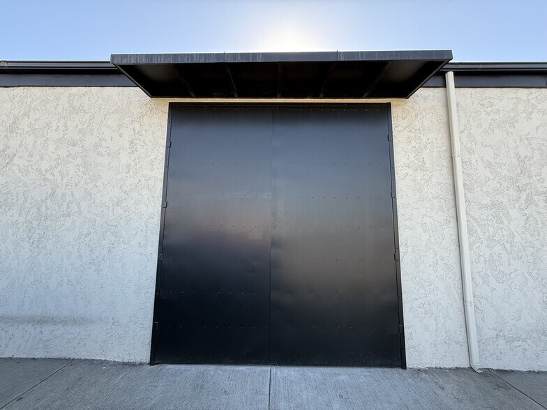 More Photos Of 1496 Harbor Ave, Long Beach Warehouse For Sale