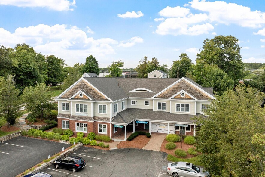 More Photos Of 307 Grafton St, Shrewsbury Office For Sale