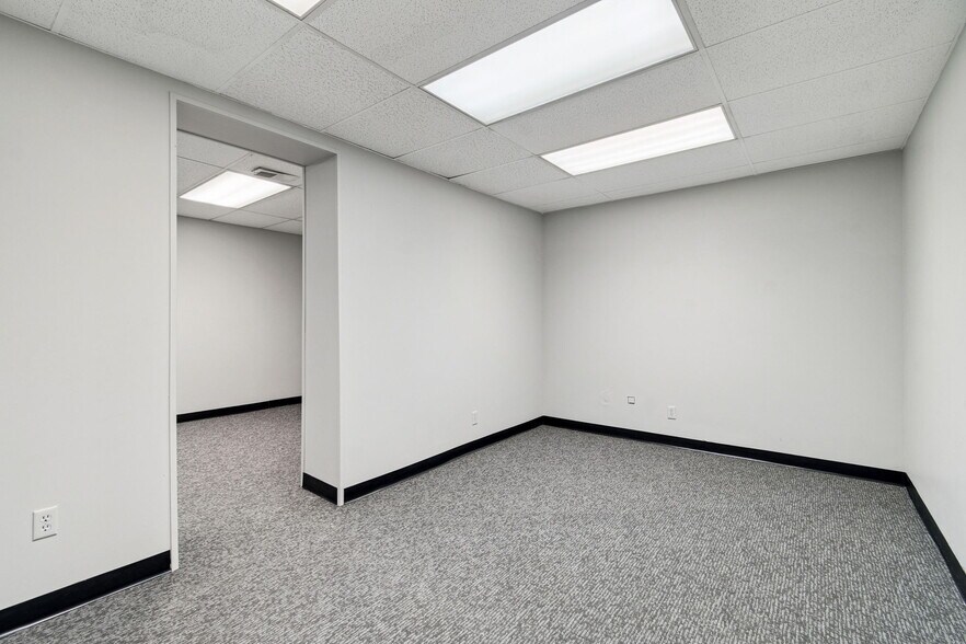 More Photos Of 715 McDuff Ave, Jacksonville Storefront Retail Residential For Sale