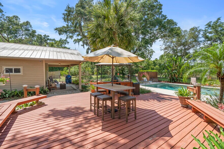 More Photos Of 1056 Reynolds Rd, De Leon Springs Specialty For Sale