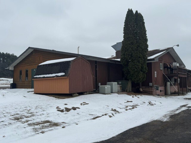 More Photos Of 244 N Pioneer Park Rd, Westfield General Retail For Lease