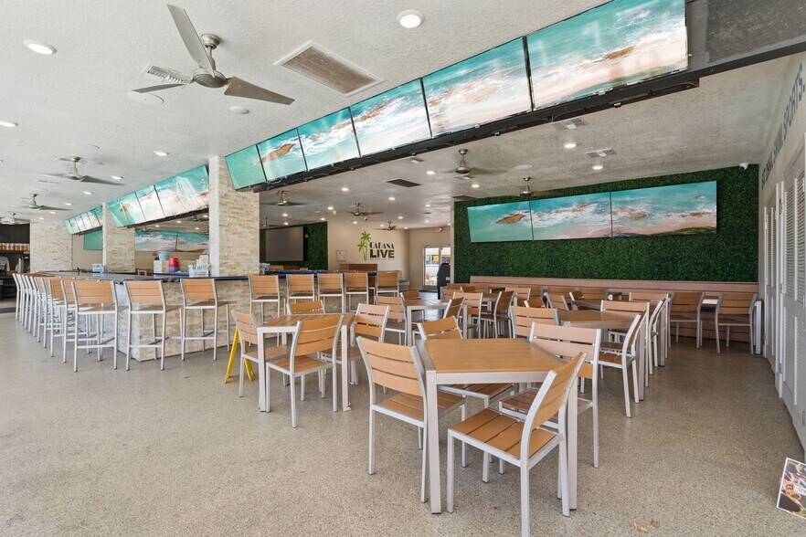 More Photos Of 4380 Carraway Pl, Sanford Restaurant For Lease