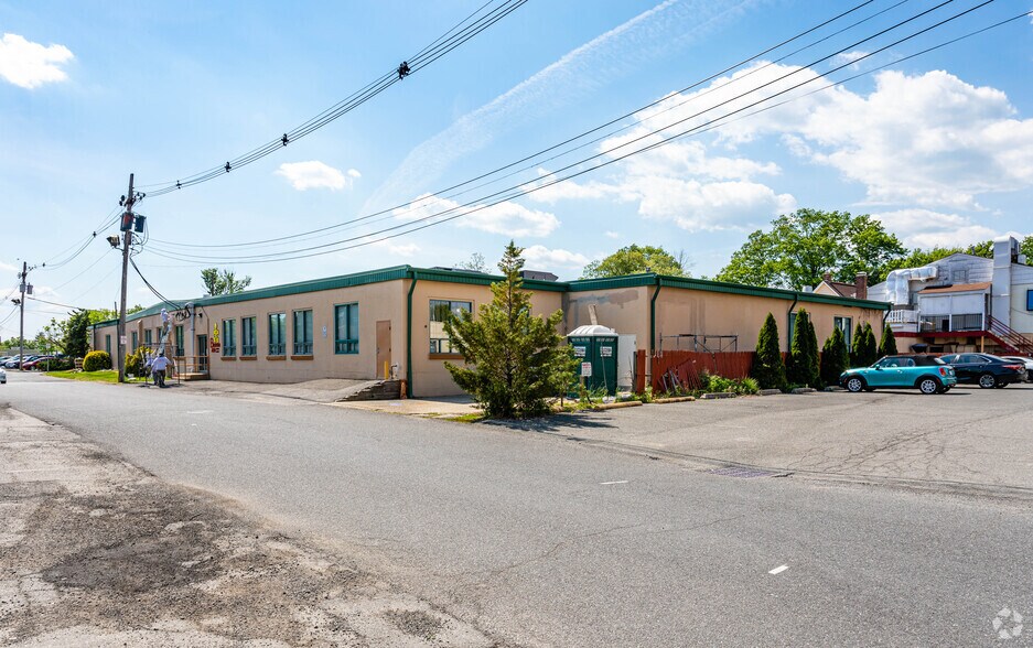More Photos Of 550 Springfield Ave, Berkeley Heights Office For Lease