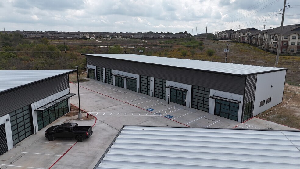 More Photos Of 15819 FM 1325, Austin Warehouse For Lease