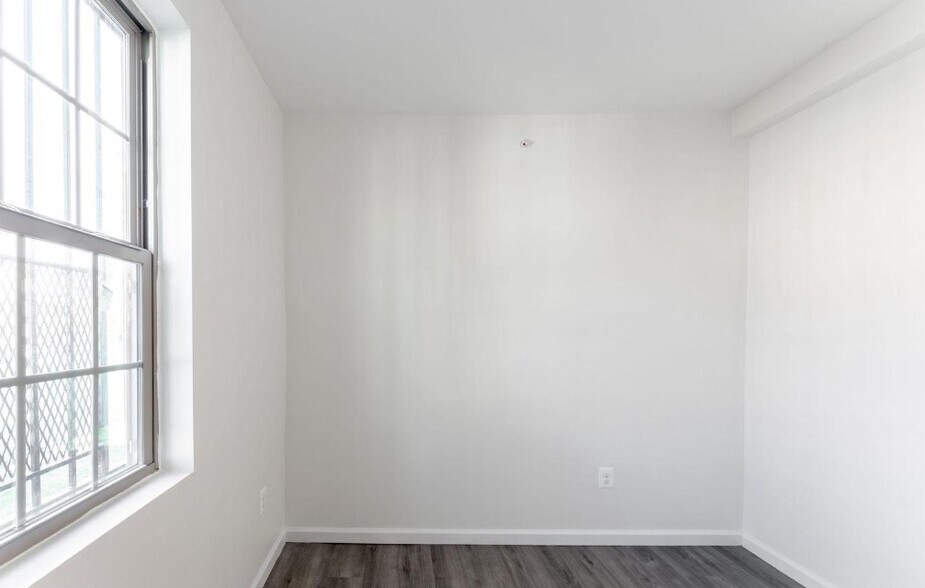 More Photos Of 2928 Nelson Pl Se, Washington Apartments For Sale