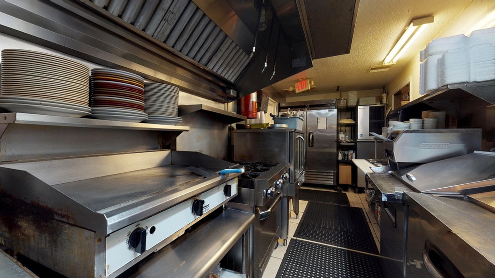 More Photos Of 9576 N Citrus Springs Blvd, Citrus Springs Restaurant For Lease