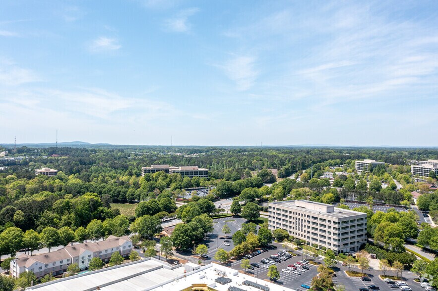 More Photos Of 2475 Northwinds Pky, Alpharetta Office For Lease