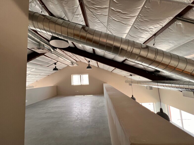 More Photos Of 1300 Rufina Cir, Santa Fe Office For Lease