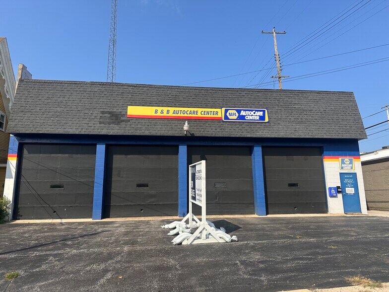 Primary Photo Of 204 S Union St, Delphi Auto Repair For Lease