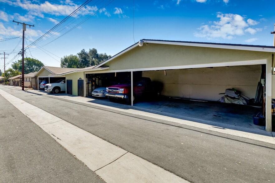 More Photos Of 213 W 4th St, San Dimas Multifamily For Sale