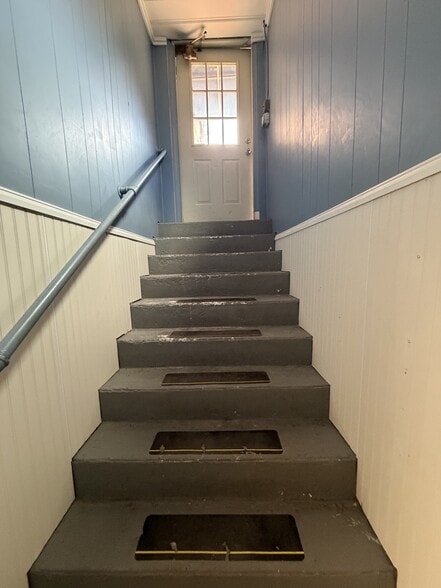 More Photos Of 93 Market Sq, Newington Office For Sale
