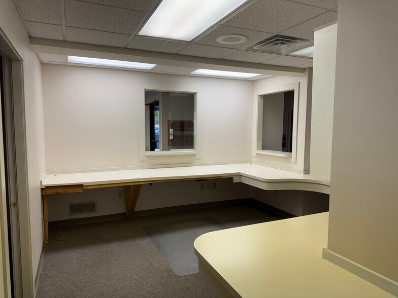 More Photos Of 3701 Perkiomen Ave, Reading Medical For Sale