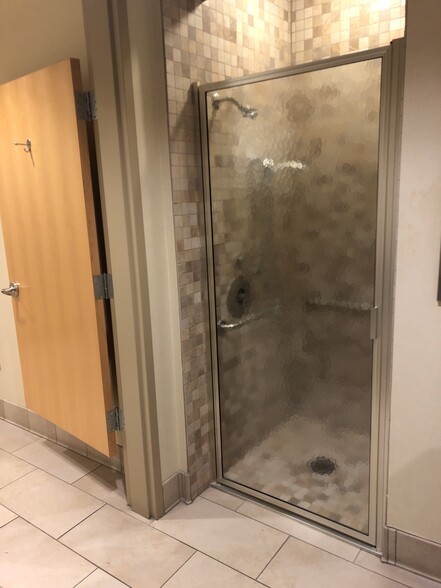 More Photos Of 113-123 S Monroe St, Tallahassee Office For Lease