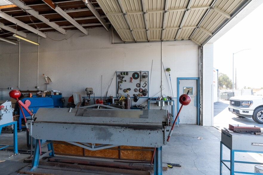 More Photos Of 2579 Atwater Blvd, Atwater Freestanding For Sale