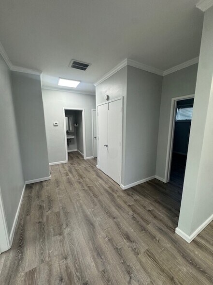 More Photos Of 993-995 Cass St, Monterey Office For Lease