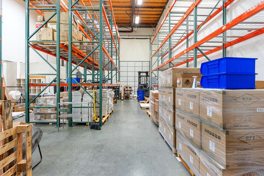 More Photos Of 27321-27327 Via Industria, Temecula Light Distribution For Lease