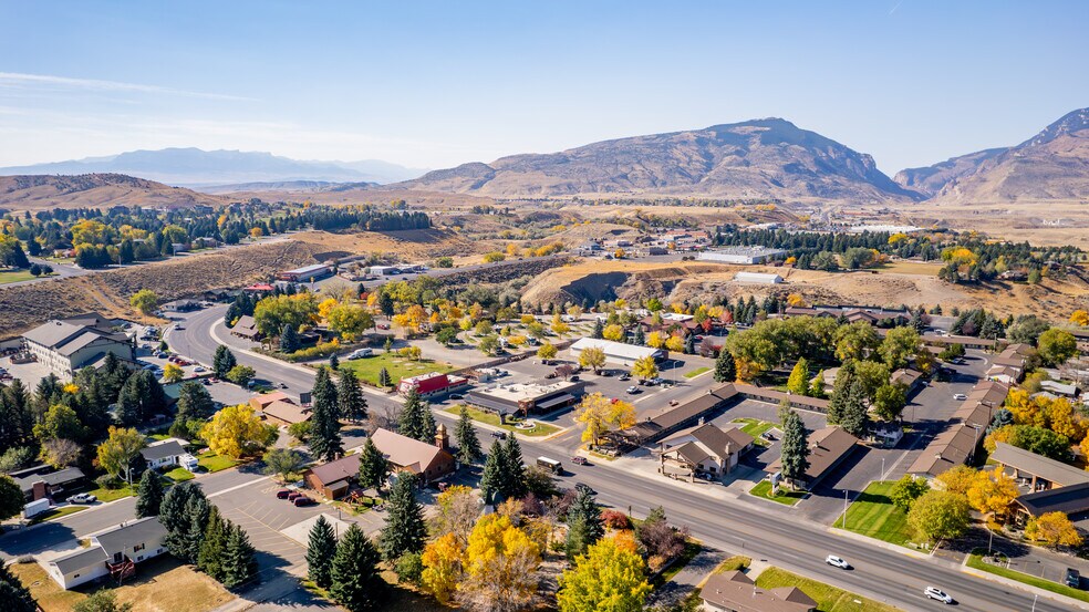 More Photos Of 1651 8th St, Cody Restaurant For Sale