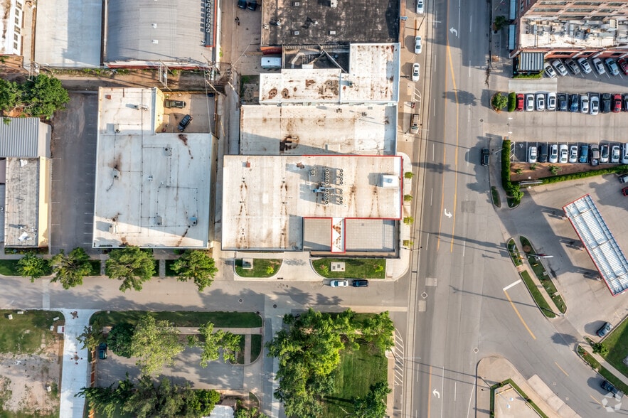 More Photos Of 1122 N Broadway Ave, Oklahoma City Office For Lease