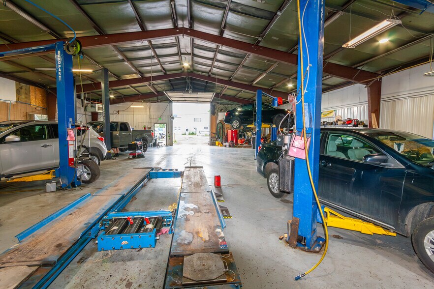 More Photos Of 309 S Link Ln, Fort Collins Warehouse For Lease