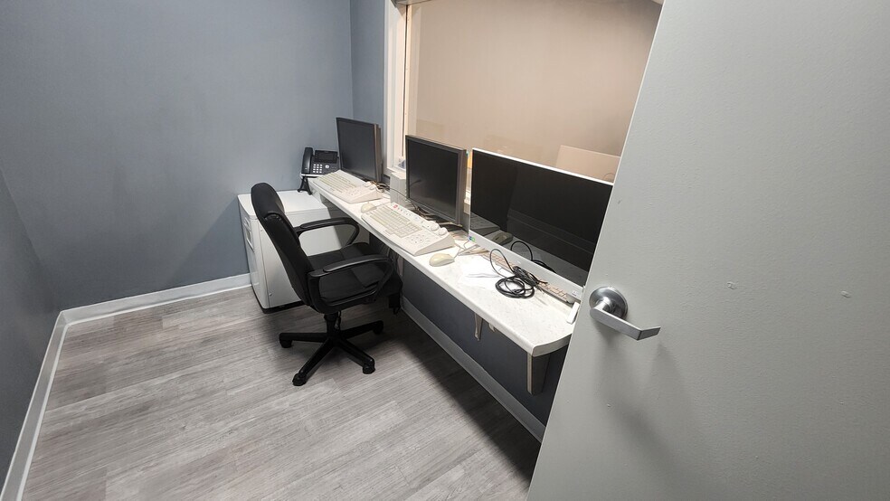 More Photos Of 112-116 N Dixie Hwy, West Palm Beach Medical For Sale