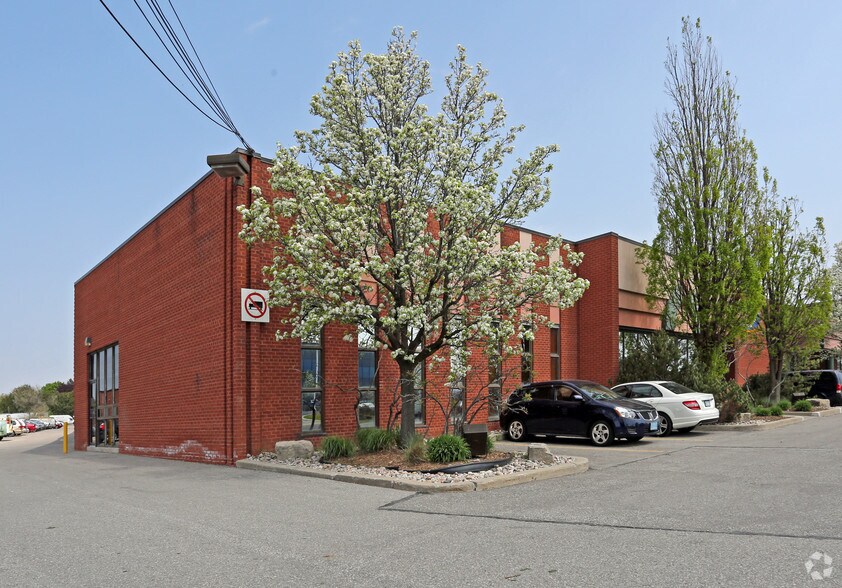 More Photos Of 140 Milner Ave, Toronto Warehouse For Lease
