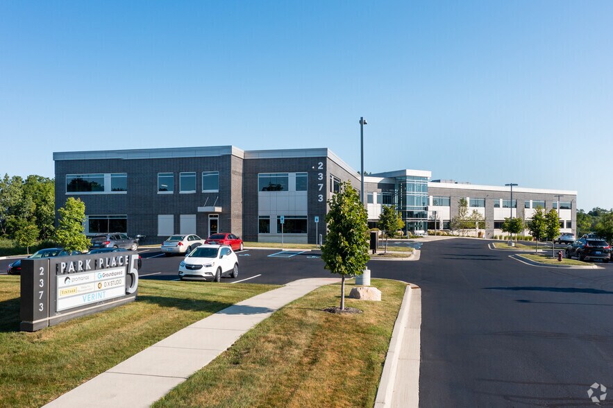 More Photos Of 2373 Oak Valley Dr, Ann Arbor Office For Lease