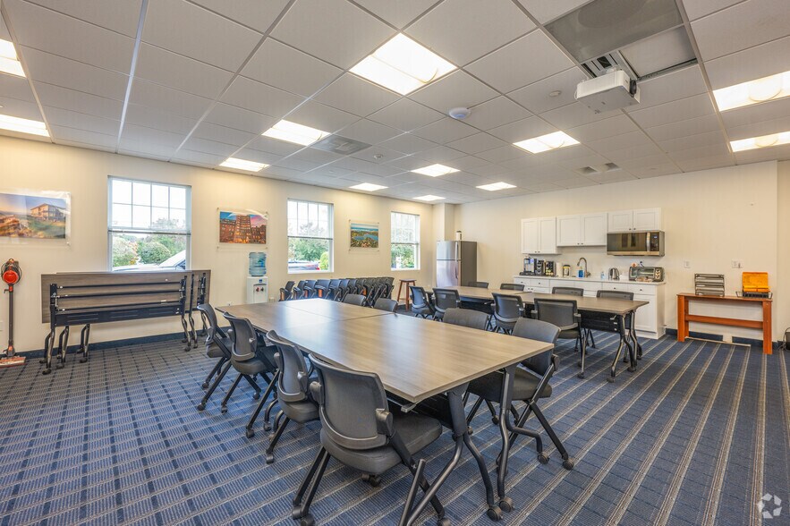 More Photos Of , Hyannis Office For Sale