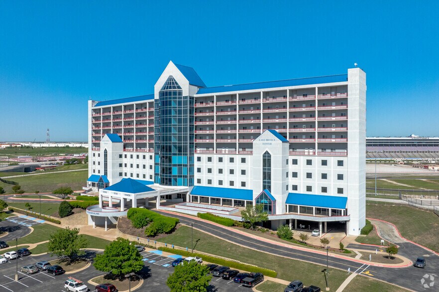 More Photos Of 3575 Lone Star Cir, Fort Worth Apartments For Sale