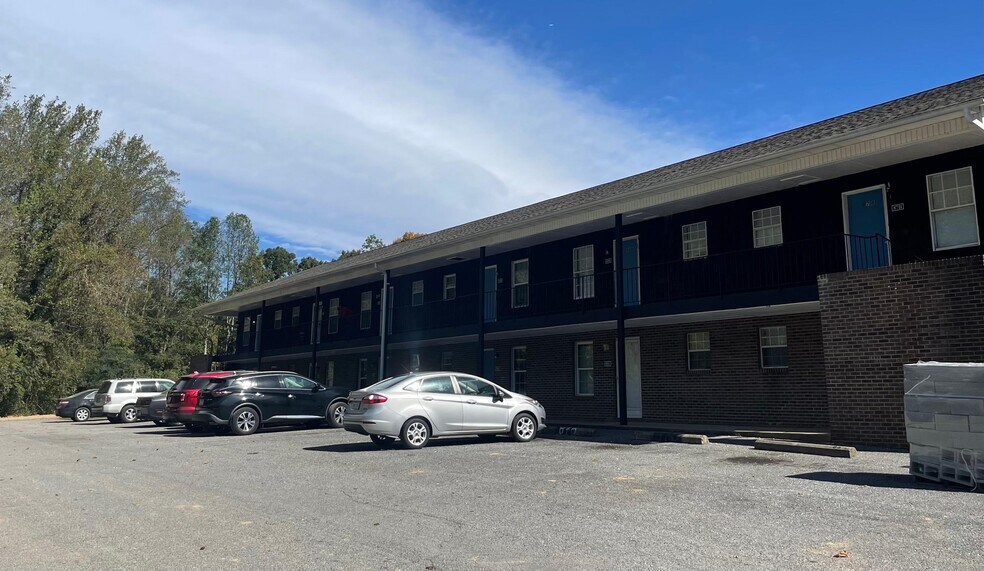 More Photos Of 100 S Kirkland Ave, Elkin Apartments For Sale