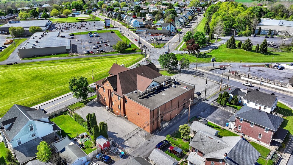More Photos Of 2389 Main St, Northampton Office For Sale