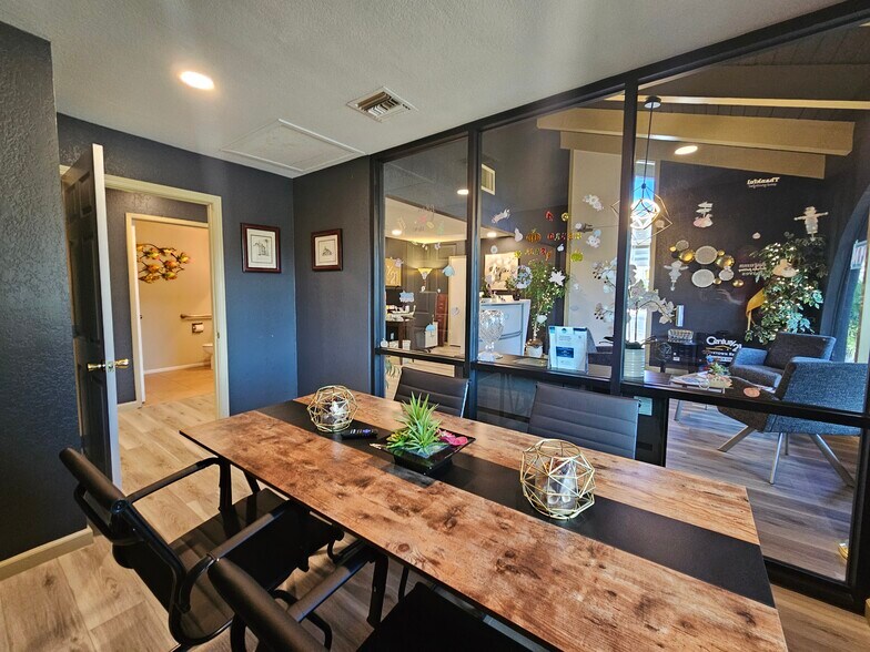 More Photos Of 521 E Ocean Ave, Lompoc Office Residential For Sale