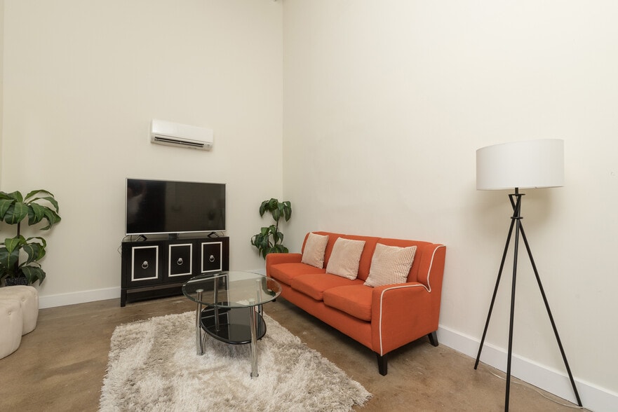 More Photos Of 412 N 3rd St, Richmond Apartments For Sale