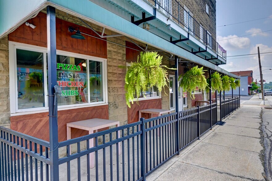 More Photos Of 10714 Main St, Mantua Storefront Retail Residential For Sale