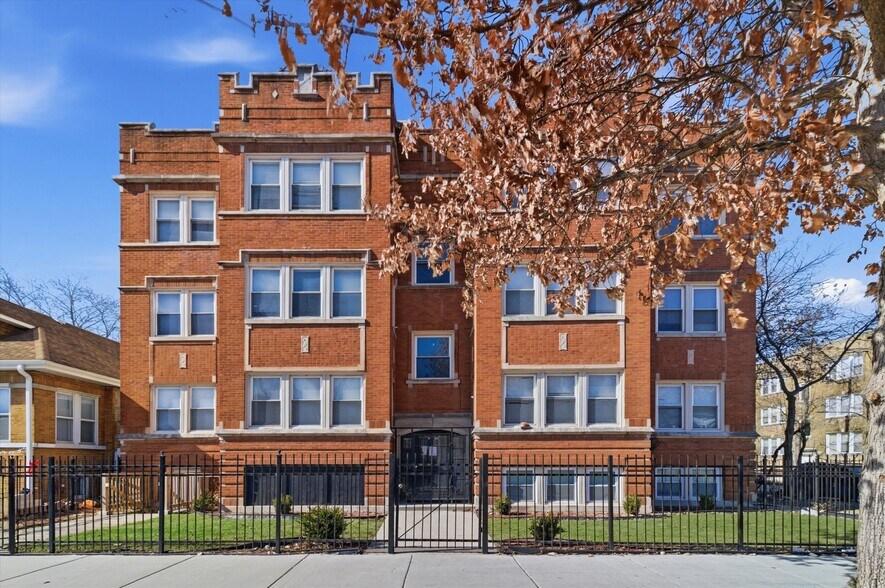 Primary Photo Of 6400 S Fairfield Ave, Chicago Apartments For Sale