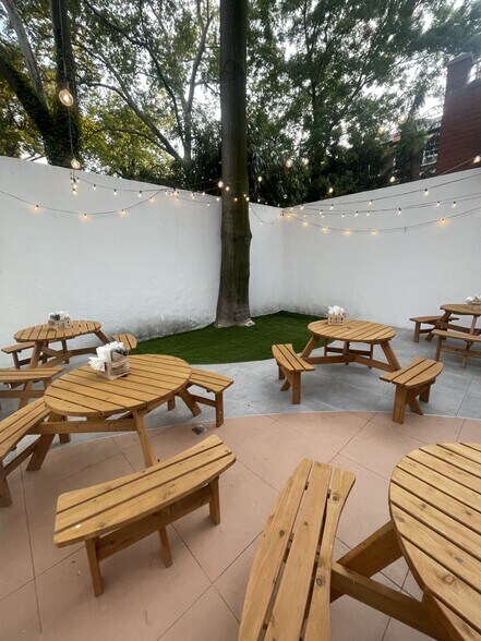 More Photos Of 176 Bleecker St, New York Apartments For Lease