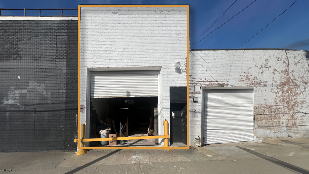 Primary Photo Of 202 Banker St, Brooklyn Warehouse For Lease