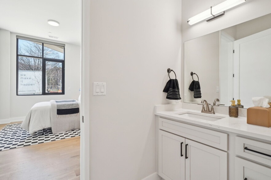 More Photos Of 1115 3rd Ave S, Nashville Apartments For Lease