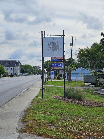 More Photos Of 1615 Remount Rd, Charleston Office Residential For Lease