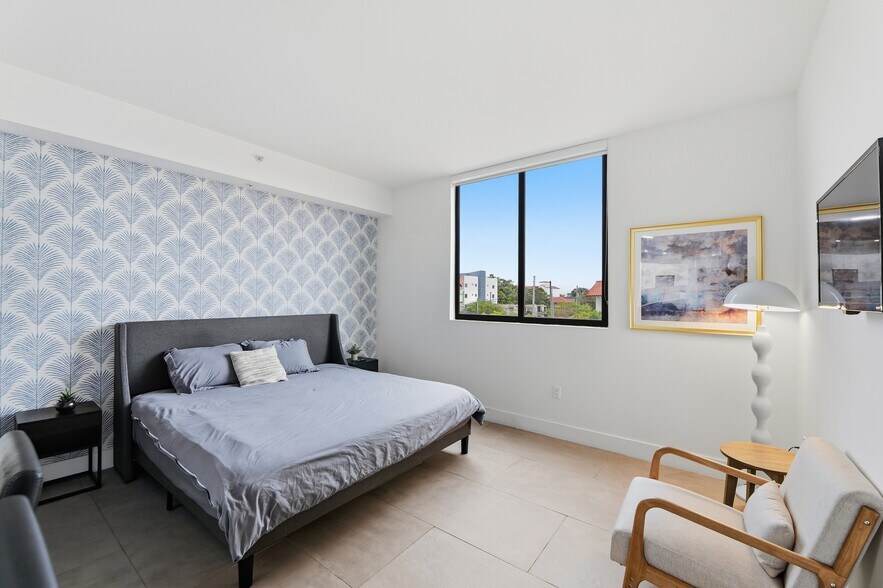 More Photos Of 1343 NW 1st St, Miami Hospitality For Sale