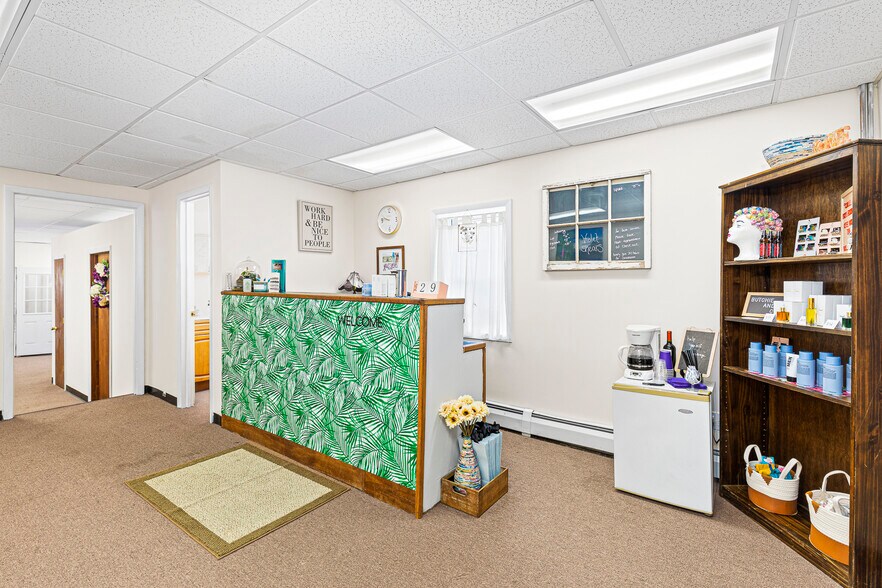 More Photos Of 141 Ulster Ave, Saugerties Storefront Retail Residential For Sale