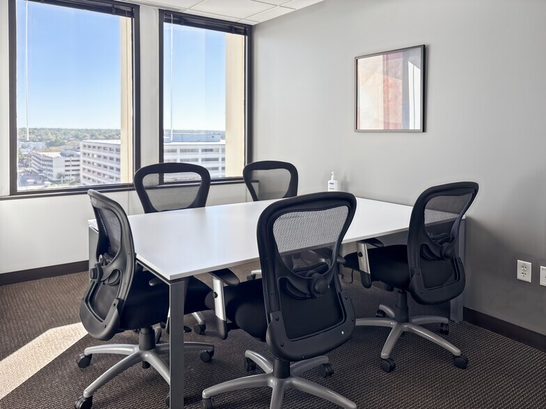 More Photos Of 233 S 13th St, Lincoln Coworking Space
