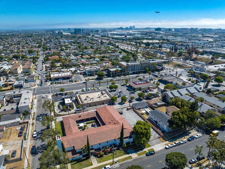 More Photos Of 605-619 W Manchester Blvd, Inglewood Unknown For Lease